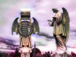 Angelic Watch Statue